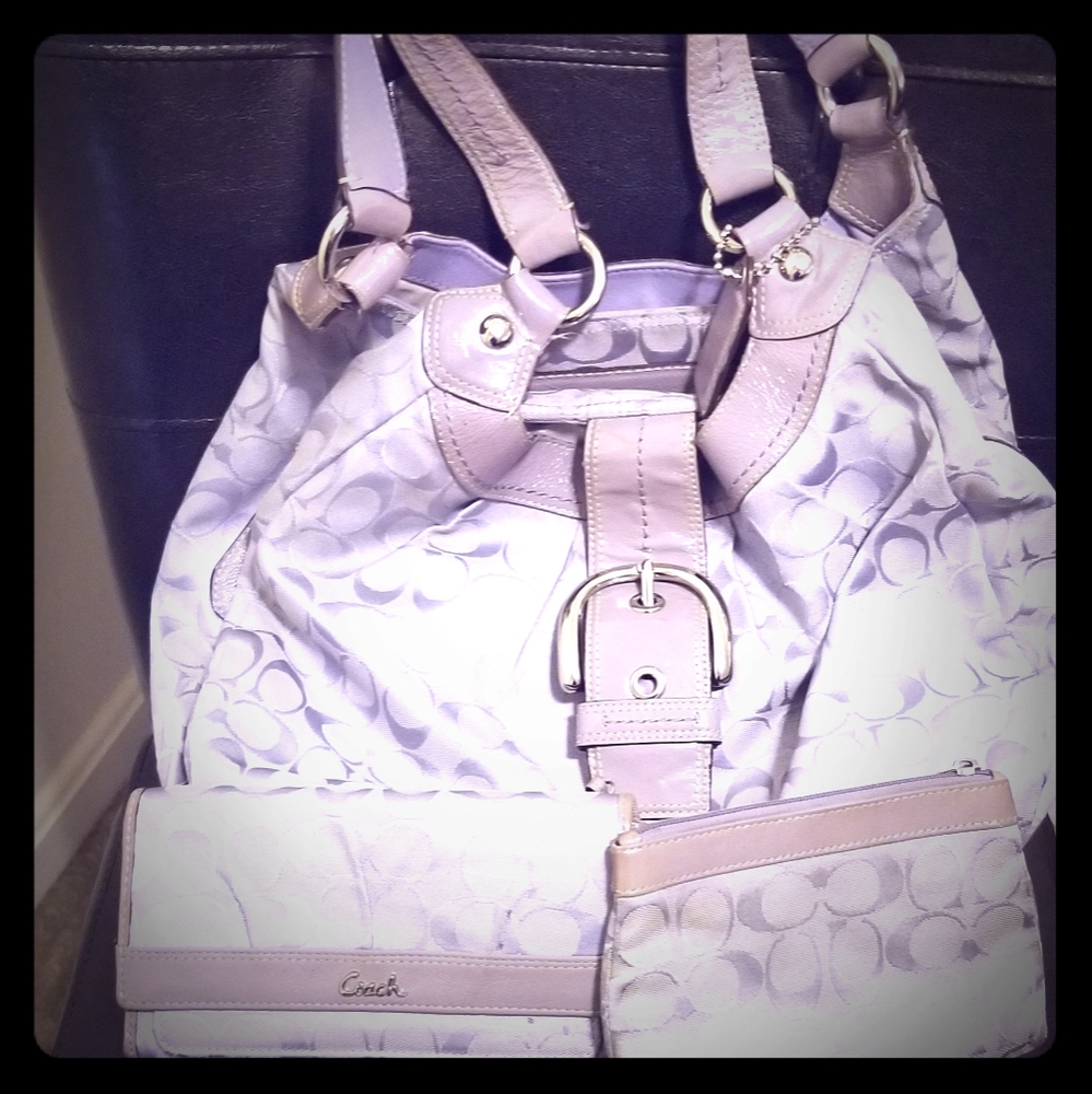 Genuine Lavender Coaach 3-Section Hobo